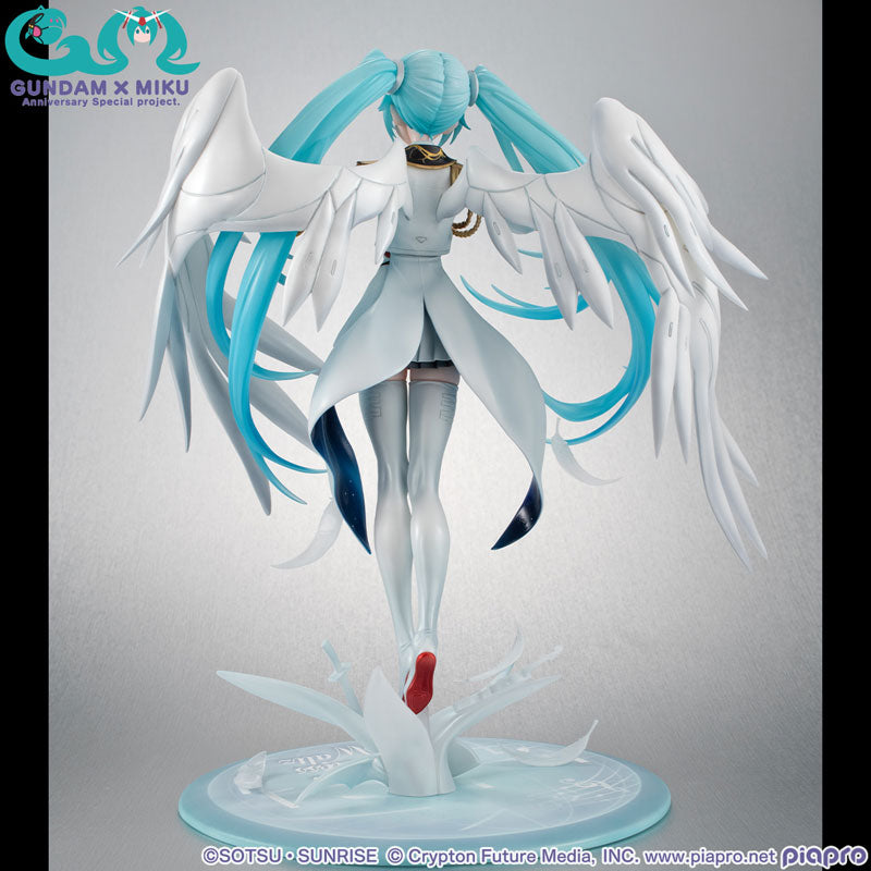 [Preventa] Hatsune Miku × Wing Gundam Zero EW 1/7 Ver.