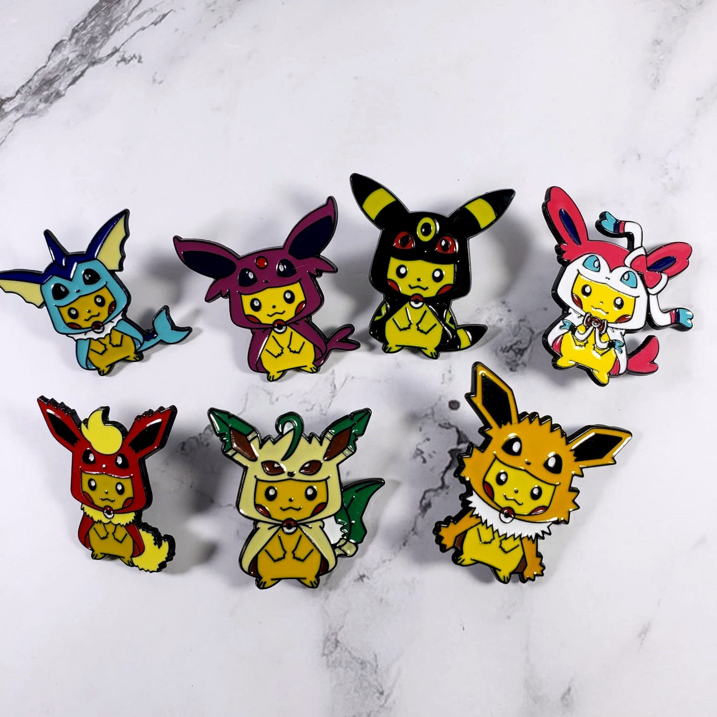 Pin Pikachu Cosplay