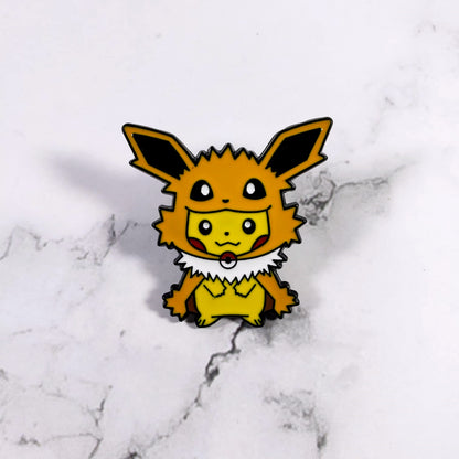 Pin Pikachu Cosplay